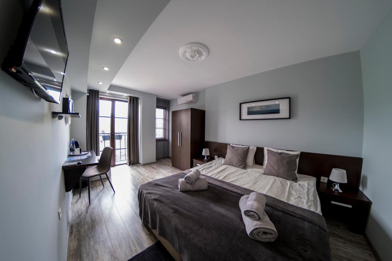 The Hill Hotel เวลีคอเทอร์โนโว ภายนอก รูปภาพ